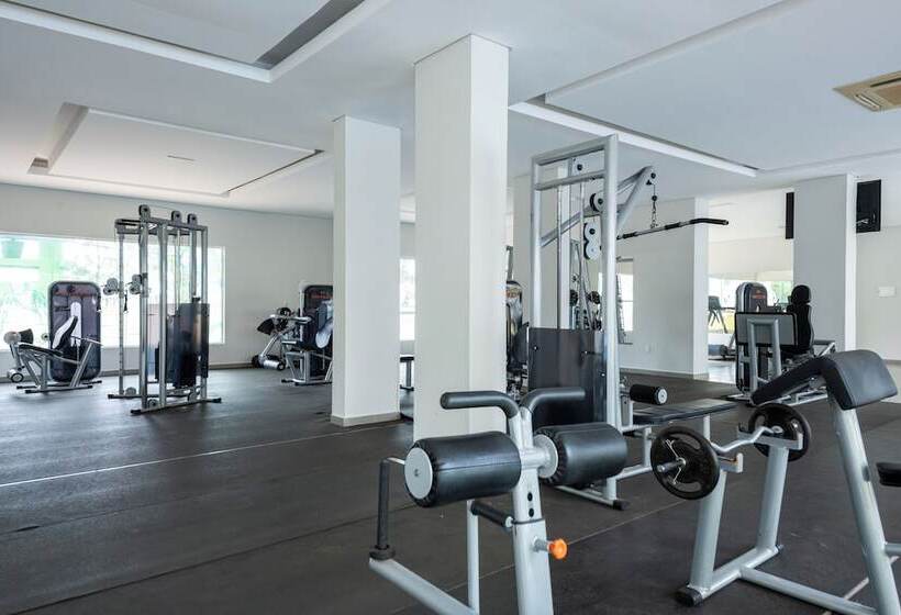 Riviera Park Hotel By Wam Experience