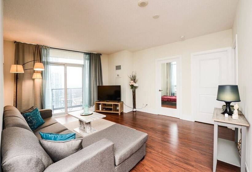 Sarkar Suites 330 Burnhamthorpe Road