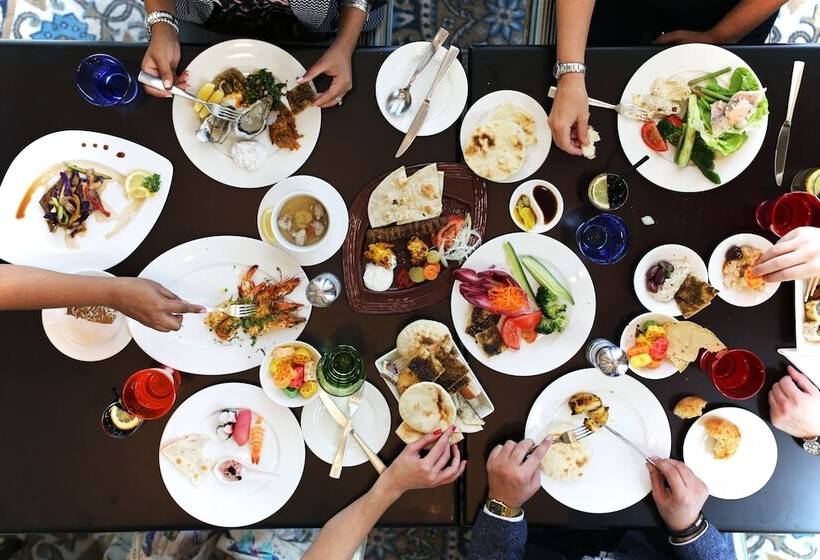 Shangri La Hotel Apartments Qaryat Al Beri