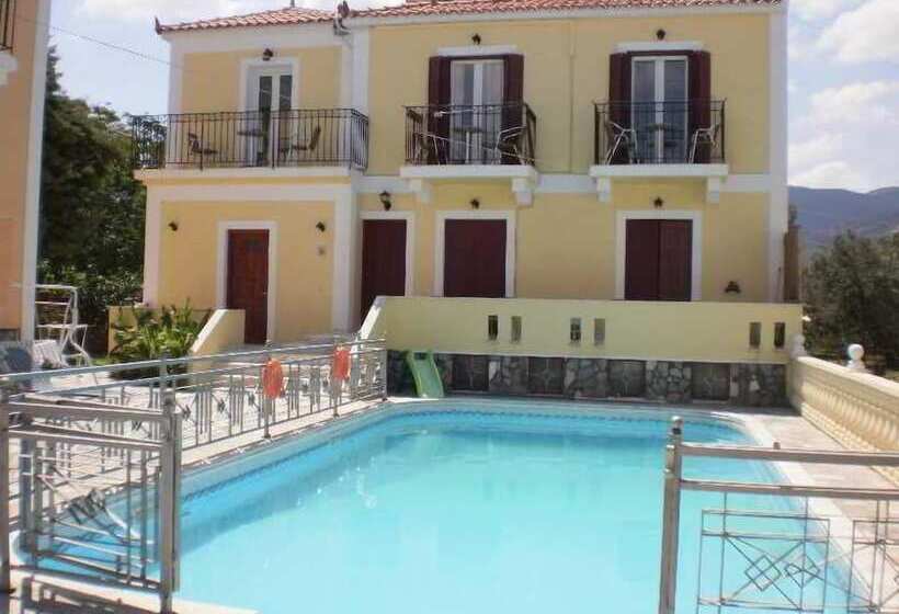 Stella Apartments & Studios