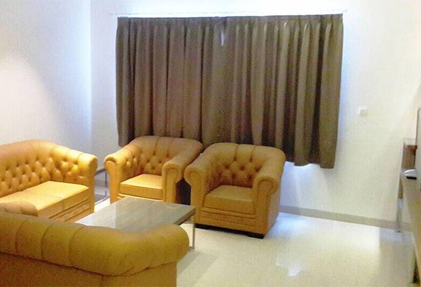 Whiz Prime Hotel Kelapa Gading