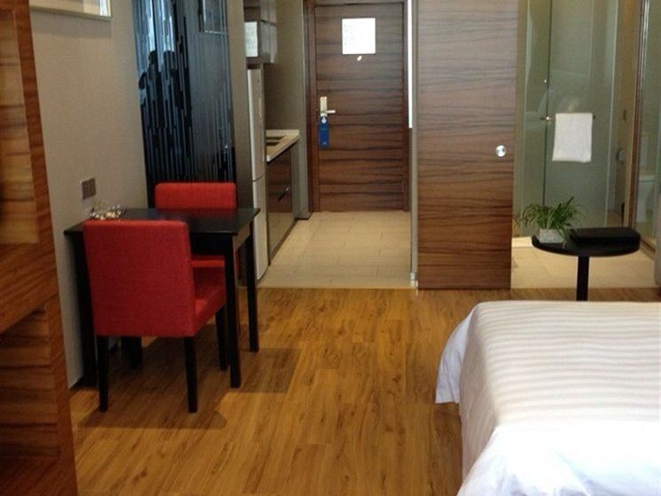 Xiamen Yuzhou Camelon