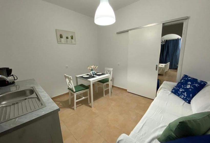 Afroditi Junior Suites