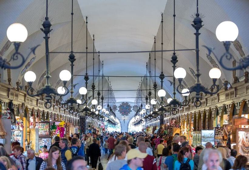 הוסטל Krakow Apartments & Rooms