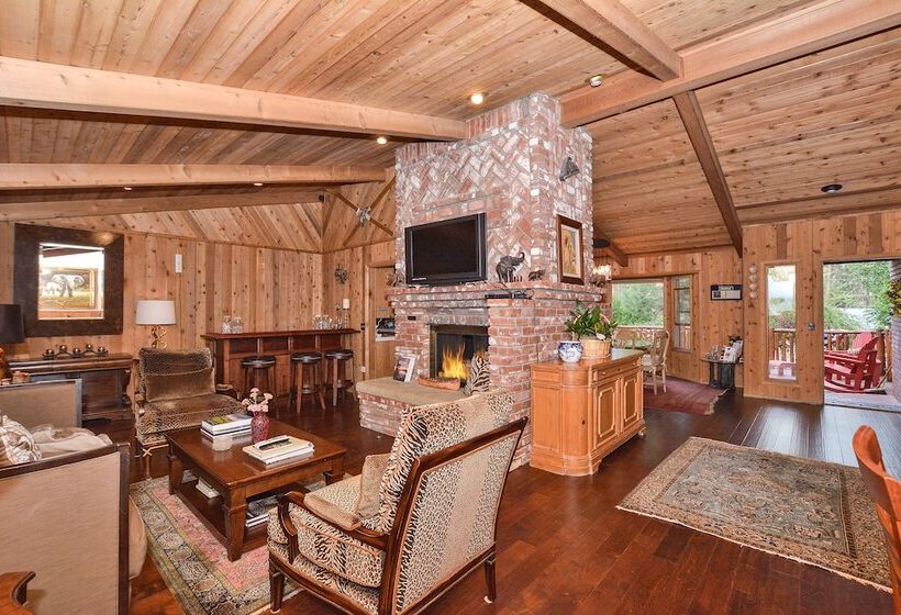 Alpenhorn Bed And Breakfast Inn