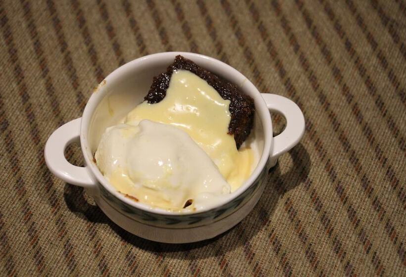 Alpenhorn Bed And Breakfast Inn