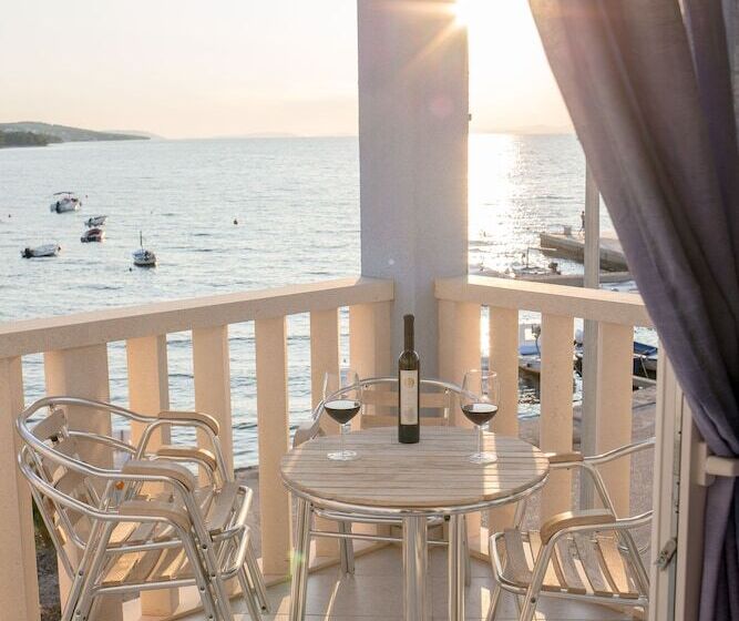 Aparthotel Marina Gromela