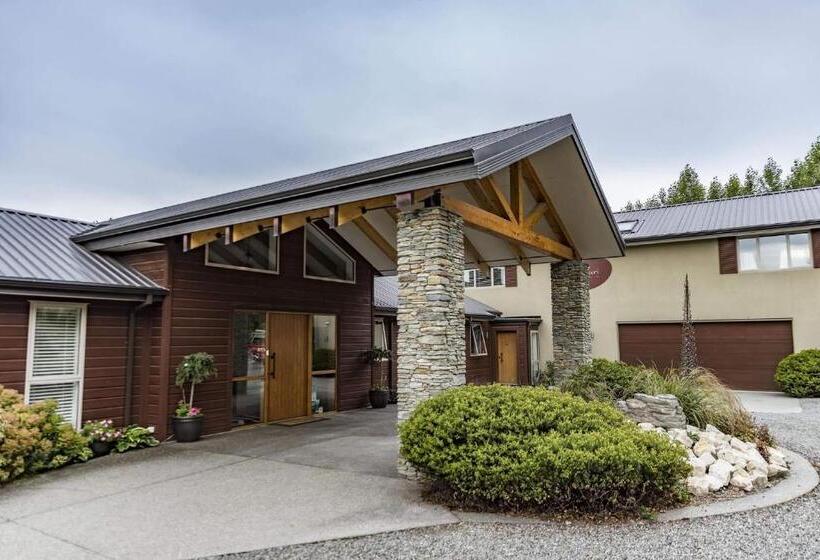 مبيت وإفطار Amuri Estate Luxury Lodge