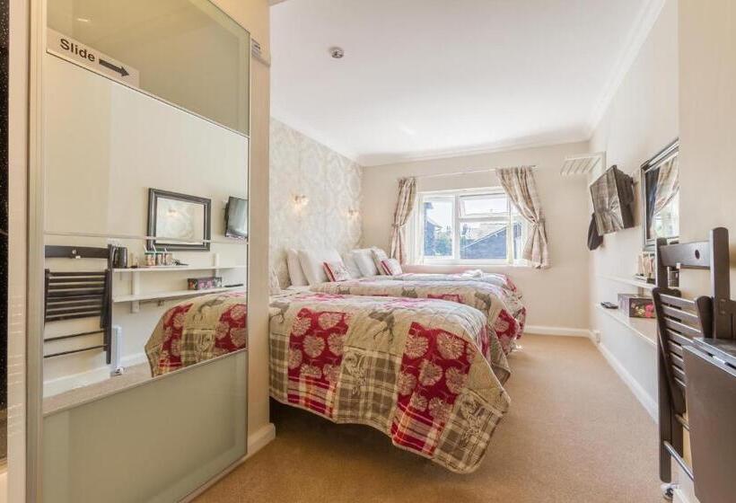 민박 Cambridge House Room Only Accommodation For Adults