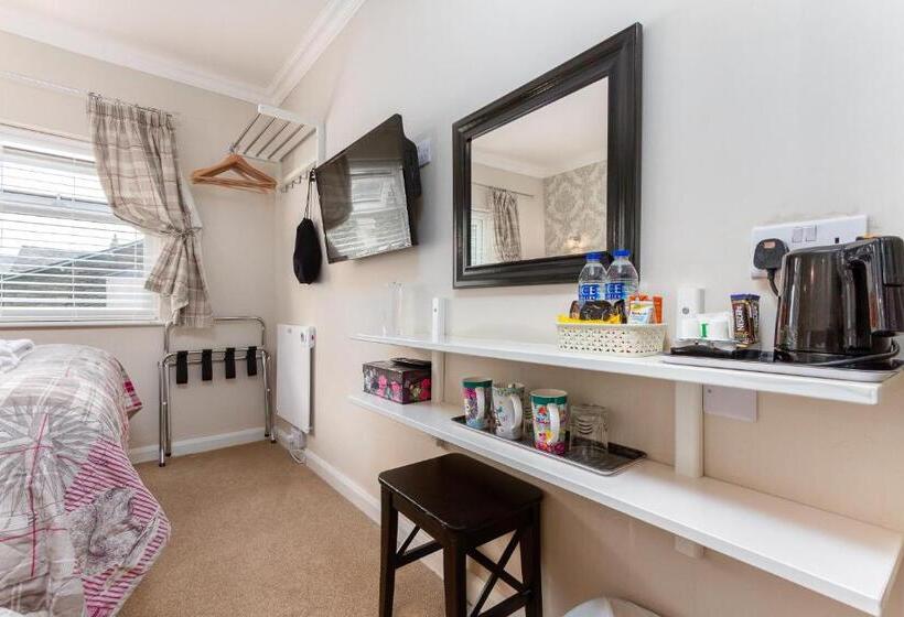 민박 Cambridge House Room Only Accommodation For Adults