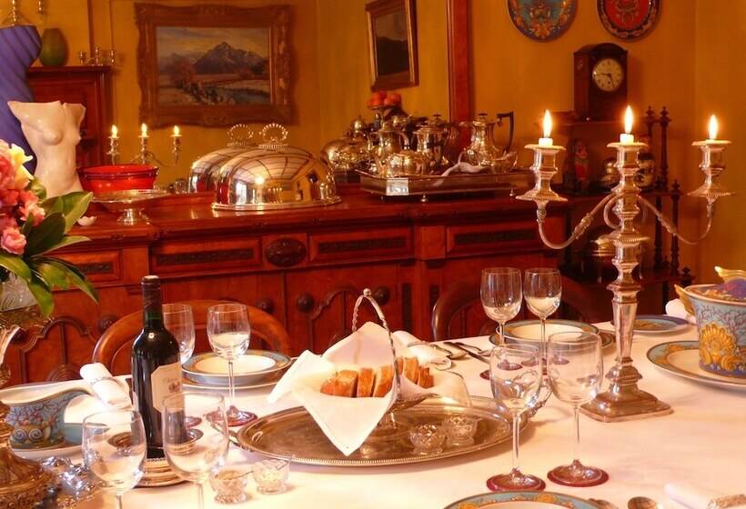 Bed and Breakfast Gunyah Country Estate