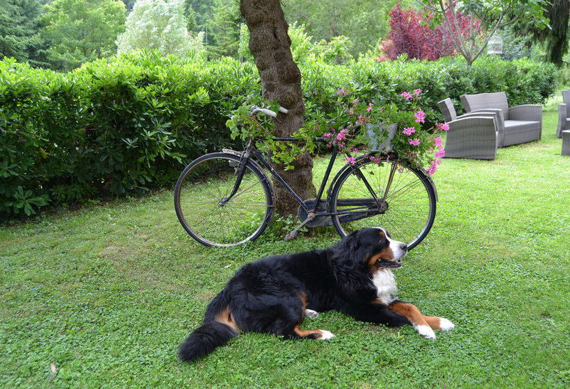 مبيت وإفطار Le Brede