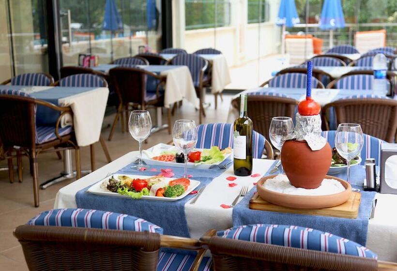 Club Karakas Apart Otel