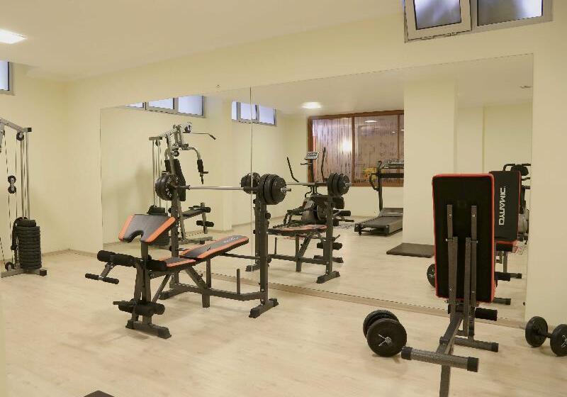 Club Karakas Apart Otel