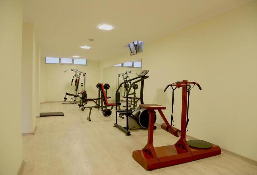 Club Karakas Apart Otel