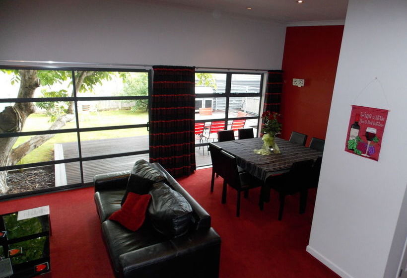 De Vine Martinborough