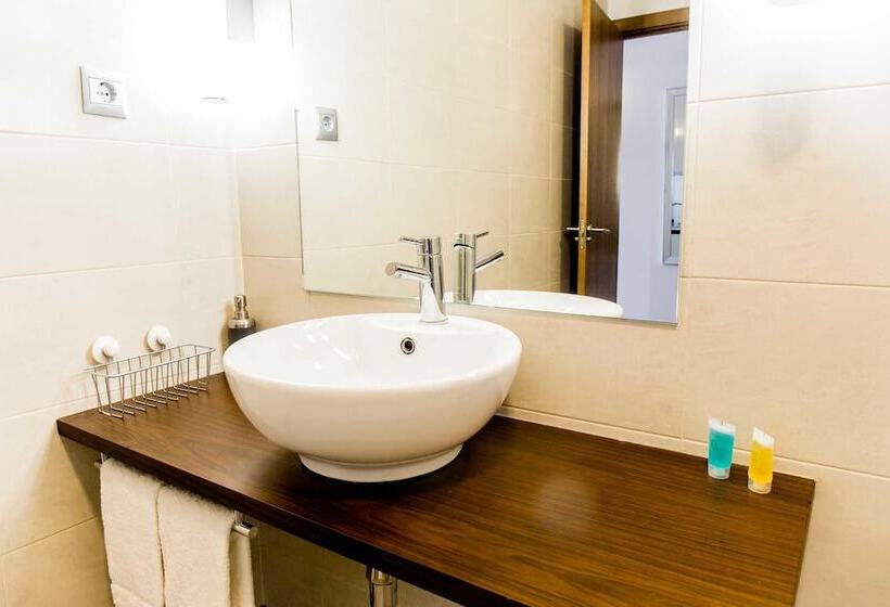 Bluesea Dimona Suites