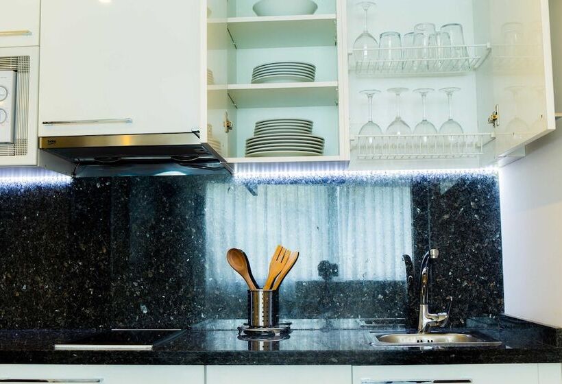 Bluesea Dimona Suites