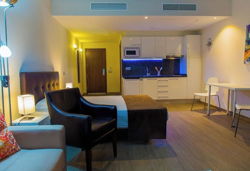 Bluesea Dimona Suites