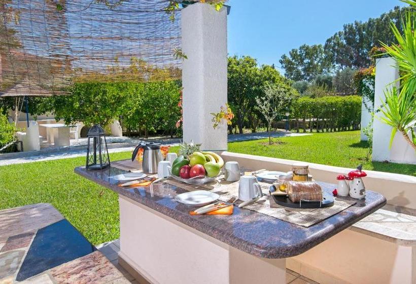 Elefteria Apts & Suites