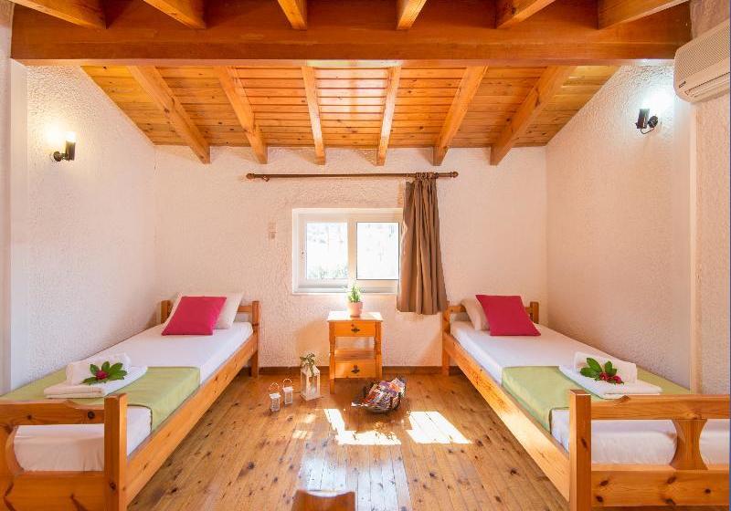 Elefteria Apts & Suites