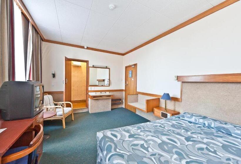 The Grand Hotel Wanganui