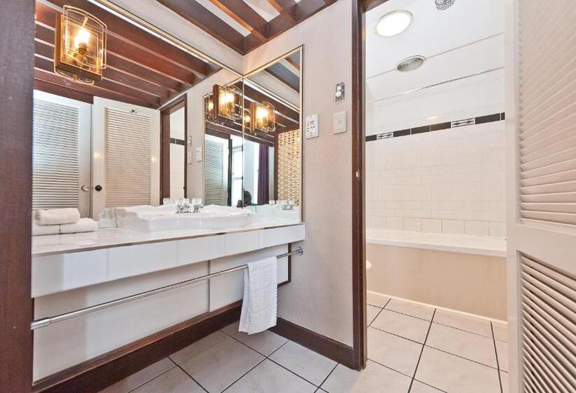 The Grand Hotel Wanganui