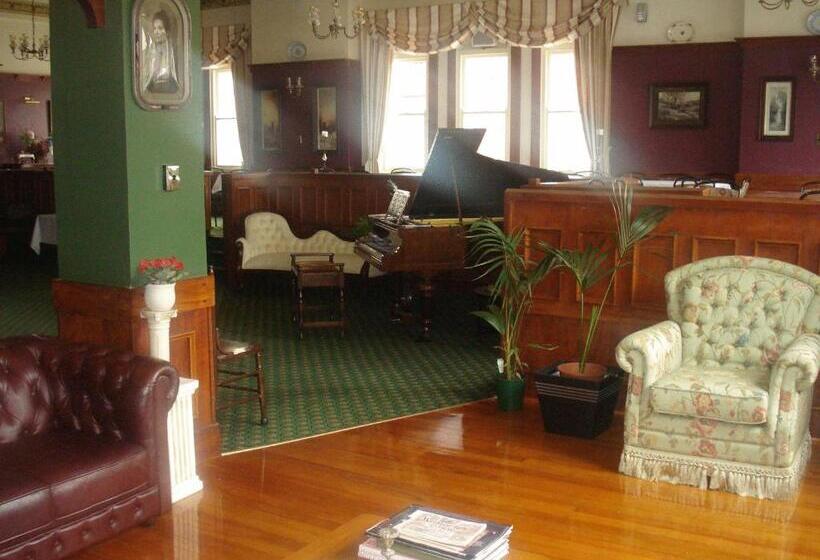 The Grand Hotel Wanganui