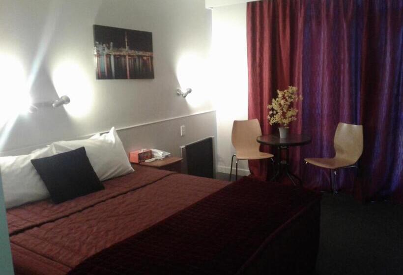 The Grand Hotel Wanganui