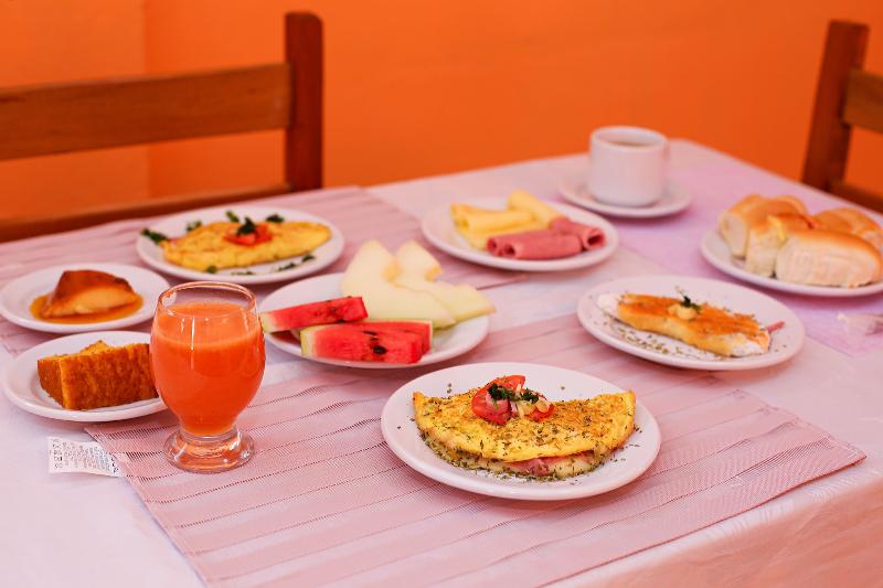 簡易ホテル Pousada Radiante