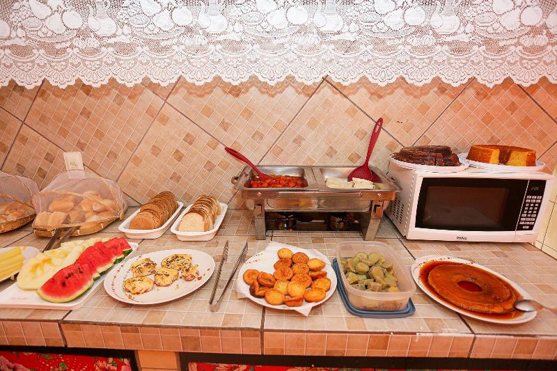 簡易ホテル Pousada Radiante