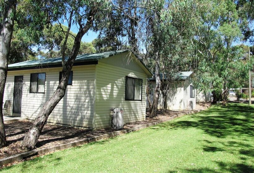 فندق A Line Holiday Park