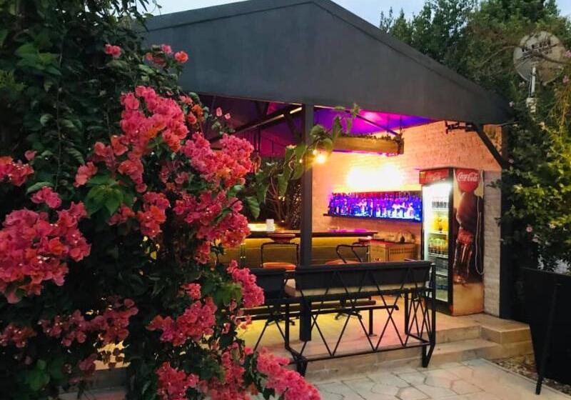 בית מלון כפרי Akkent Garden