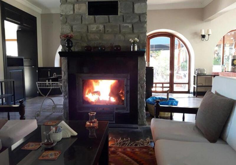 בית מלון כפרי Akkent Garden