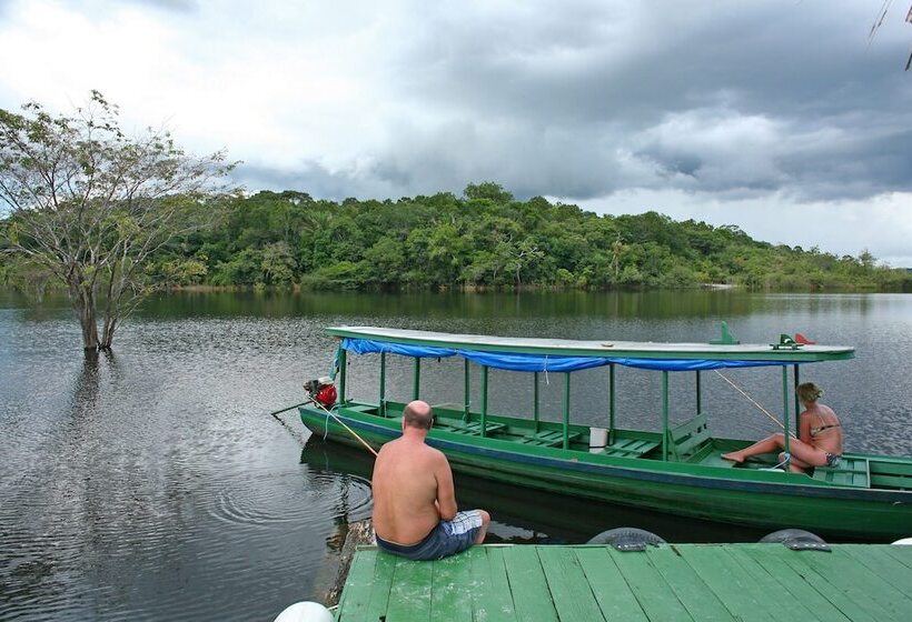 בית מלון כפרי Amazon Ecopark Jungle Lodge