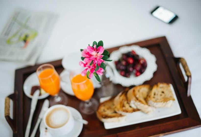 ホテル Arco De Mazarelos