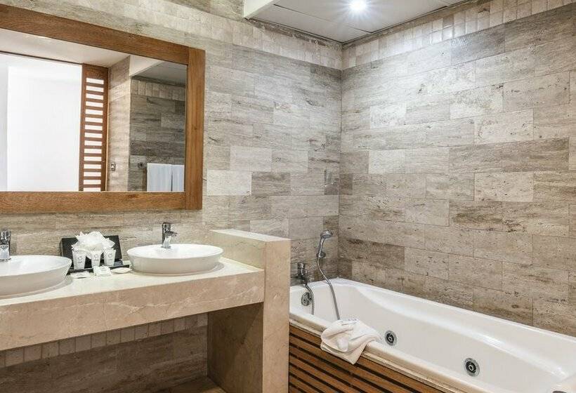 בית מלון כפרי Hamaca Suites