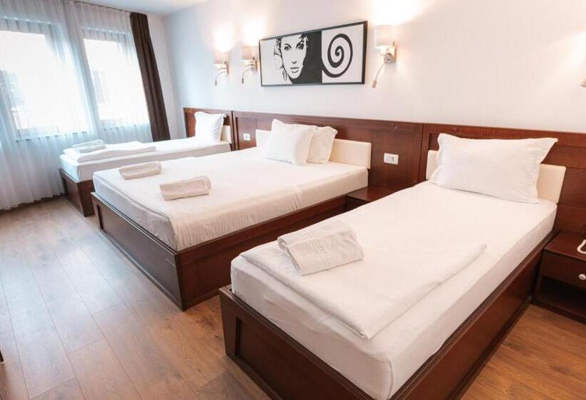 هتل Centrum Prizren