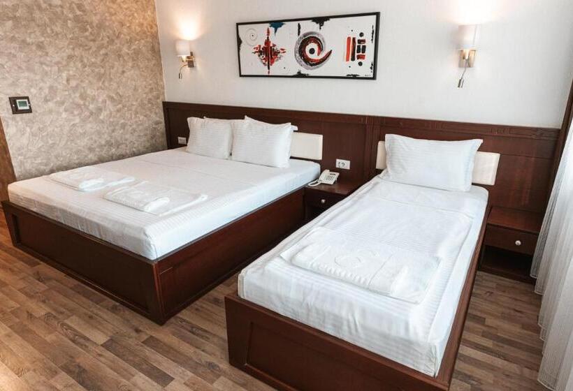 هتل Centrum Prizren