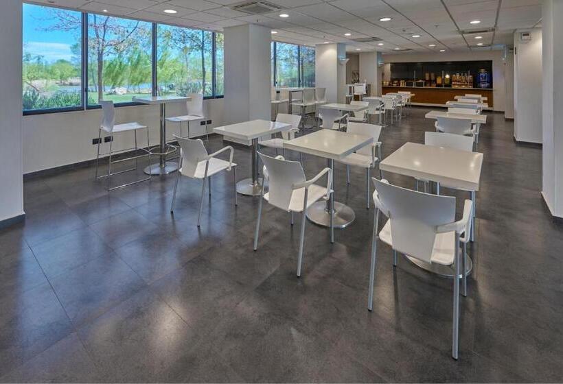 ホテル City Express By Marriott Salamanca