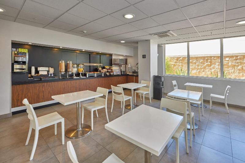 ホテル City Express By Marriott Salamanca