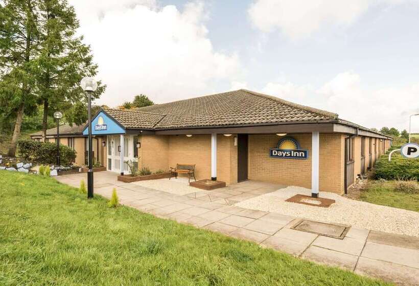 בית מלון כפרי Days Inn Sutton Scotney North