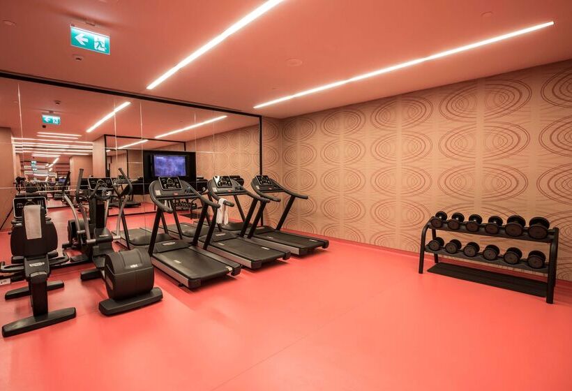 Delta Hotels By Marriott Istanbul Levent