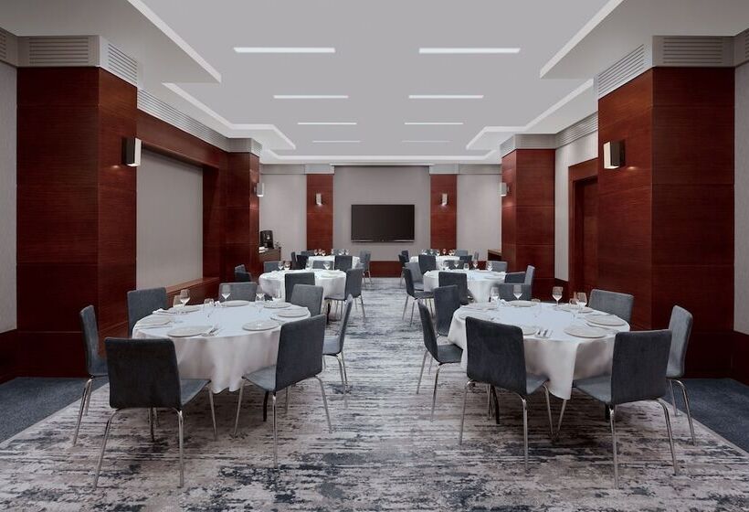 Delta Hotels By Marriott Istanbul Levent