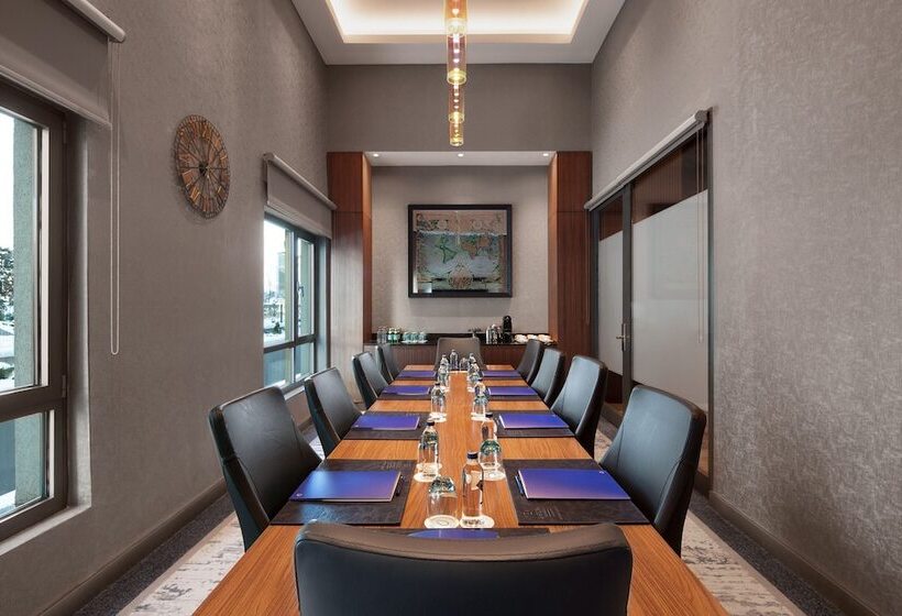 Delta Hotels By Marriott Istanbul Levent