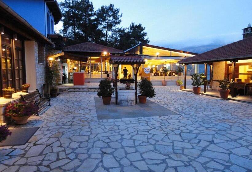 ホテル Frontzu Politia