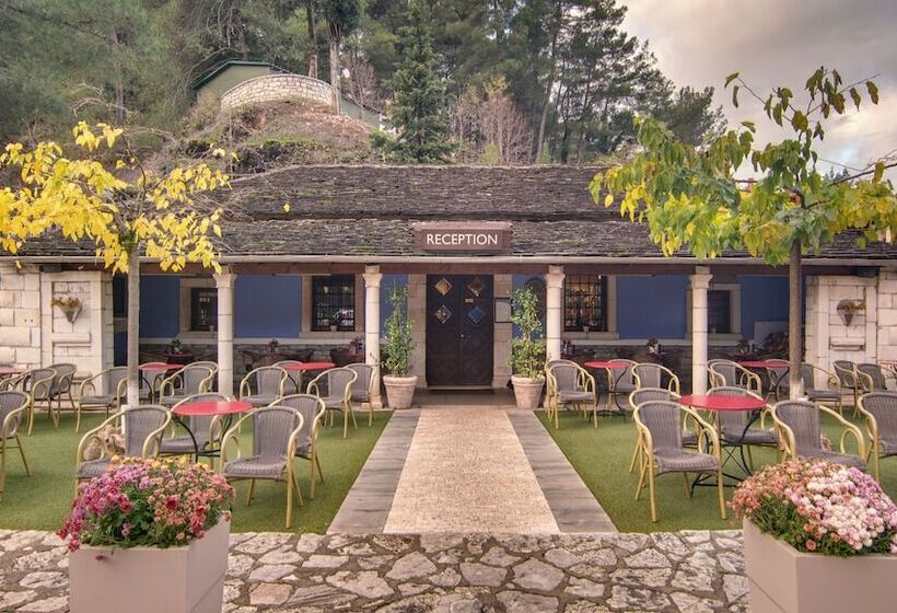 ホテル Frontzu Politia