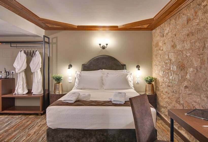 ホテル Frontzu Politia