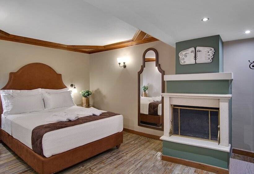 ホテル Frontzu Politia