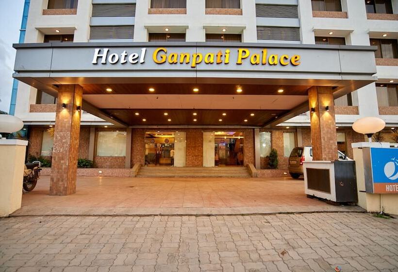 호텔 Ganpati Palace Shirdi Newly Renovated